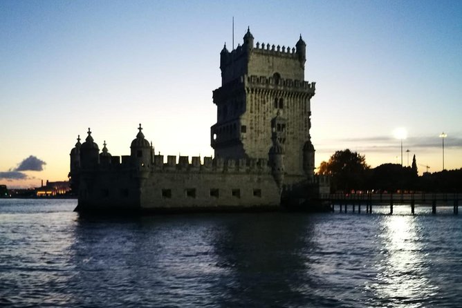 2-Hour Lisbon Traditional Boats Sunset Cruise with White Wine - Belém Tower and the Age of Discovery