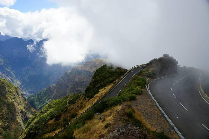 4x4 Safari Private Jeep, Full Day, Customizable Santana or Porto Moniz or other - Local tastes and small stops