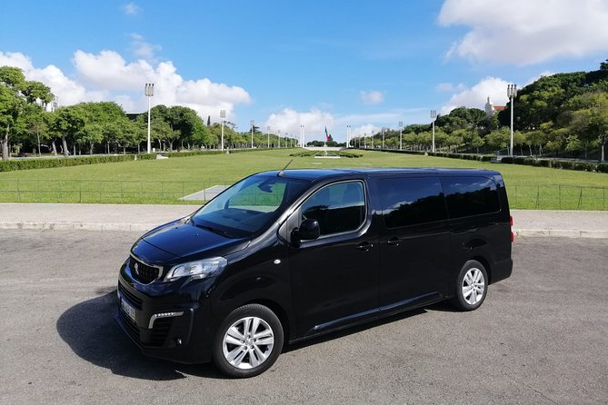 Airport Private Transfer to/from Lisbon - Finding the driver at Lisbon Airport