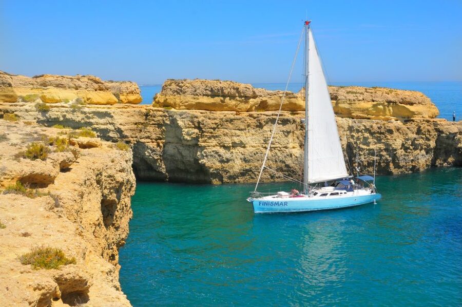Albufeira: 3-Hour Yacht Daytime/Sunset Cruise to Benagil - Setting sail from Albufeira Marina
