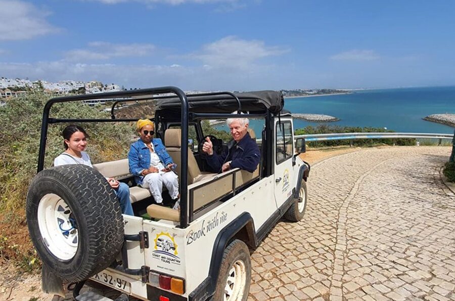 Albufeira: Beaches, Old Town, and Salgados Lagoon Jeep Tour - Key points at a glance