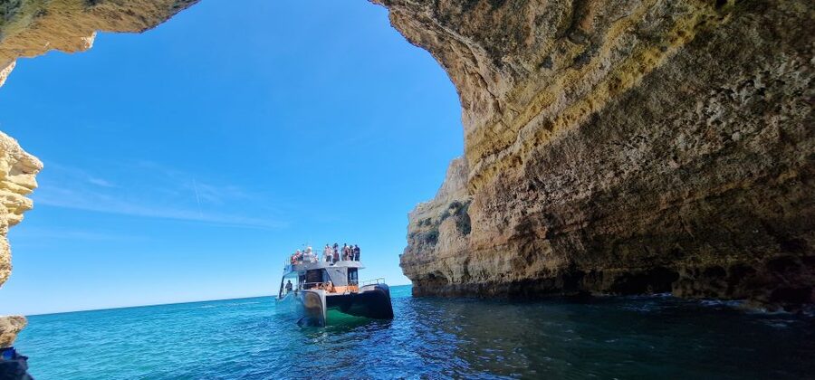 Albufeira: Coastline and Benagil Caves Tour by Catamaran - Starting at Albufeira Marina