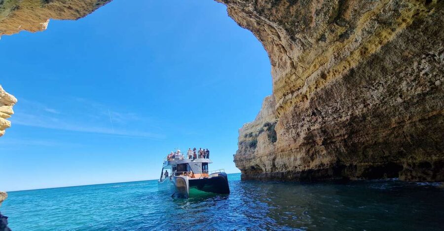 Albufeira: Coastline and Benagil Caves Tour by Catamaran - From Galé to Salgados and Armação de Pêra