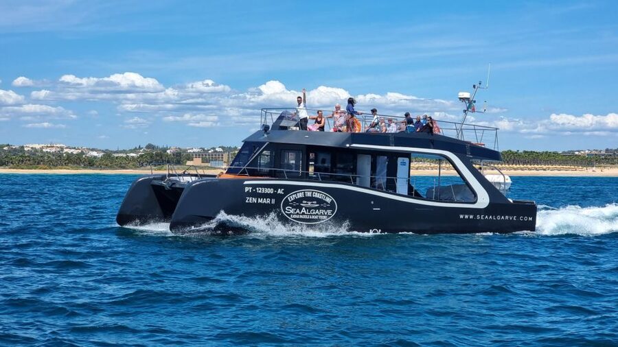 Albufeira: Coastline and Benagil Caves Tour by Catamaran - Praia da Marinha and the approach to Benagil