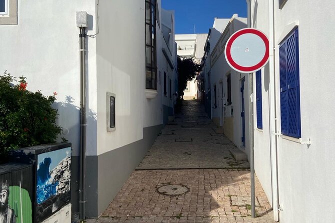 Albufeira History Walking Tour with Wine and Tapas - The Castle of the Sea and the town’s older story