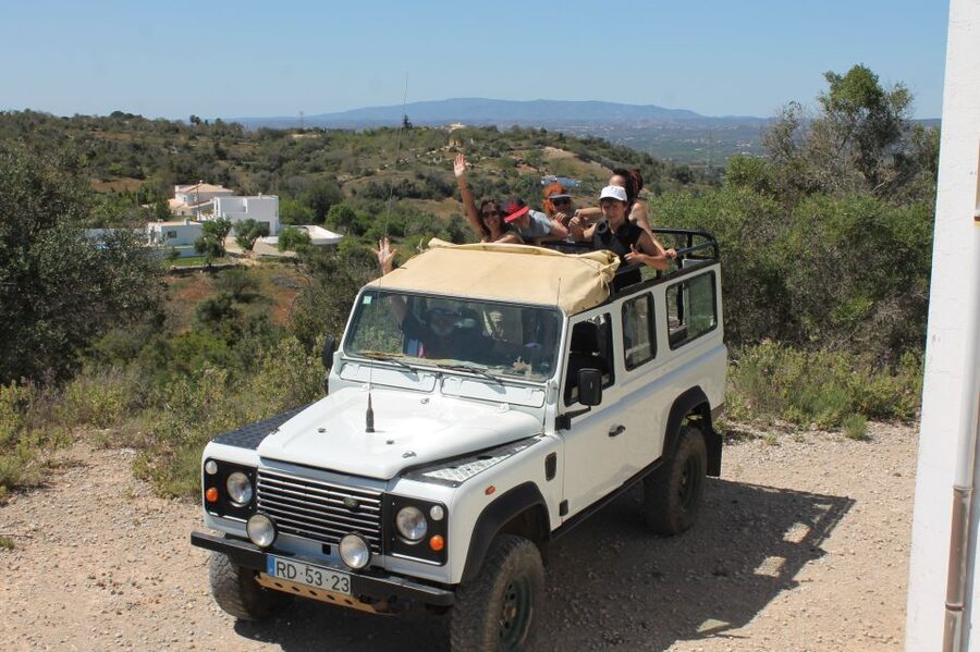 Albufeira: Jeep Safari Half-Day Countryside Tour - Paderne village, crafts, and time to wander