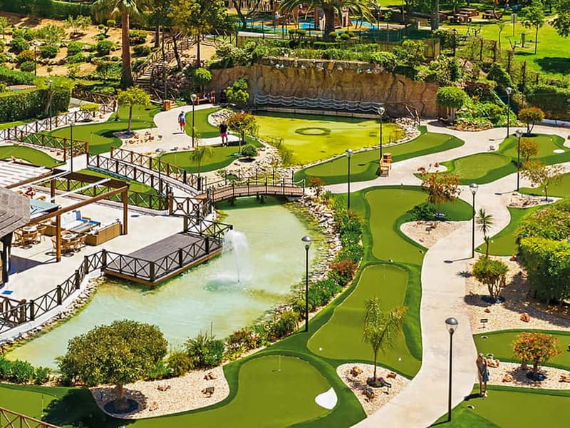 Albufeira: MiniGolf Adventure Park Entry Ticket - Key points to know before you go