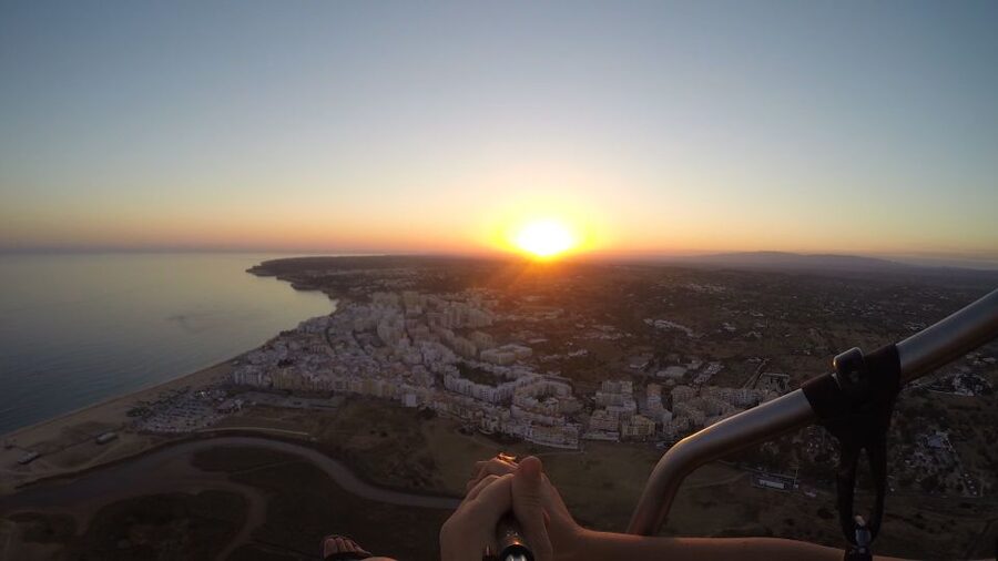 Albufeira: Paragliding and Paratrike Tandem Flights - Paragliding or paratrike?
