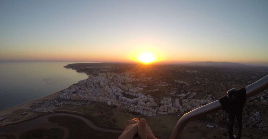 Albufeira: Paragliding and Paratrike Tandem Flights - Praia da Falésia, Praia Grande, and changing weather