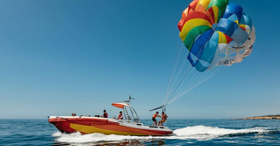 Albufeira: Parasailing Boat Trip - At a glance: what makes this trip worth considering