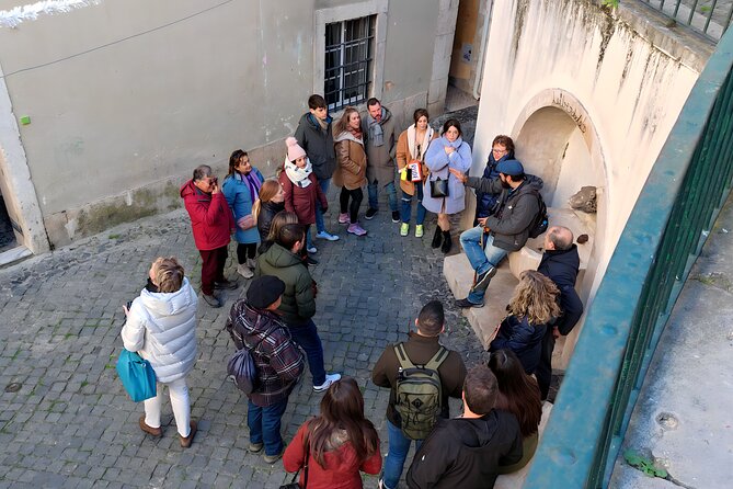 Alfama Tour in Lisbon Old Town - Ancient water at Chafariz D’El Rei