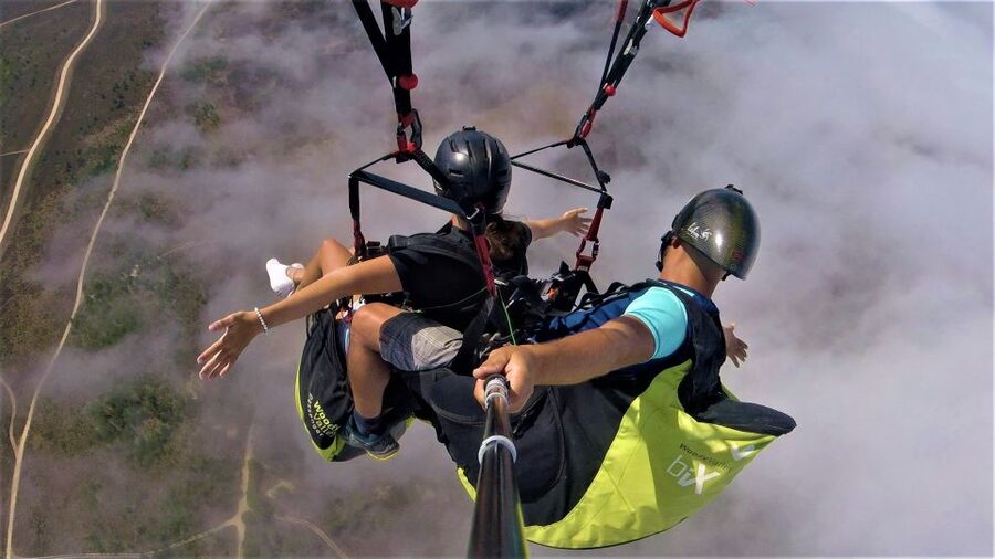 Algarve Coast: Paragliding Experience - Nelson, Veronica, and the small-group setting