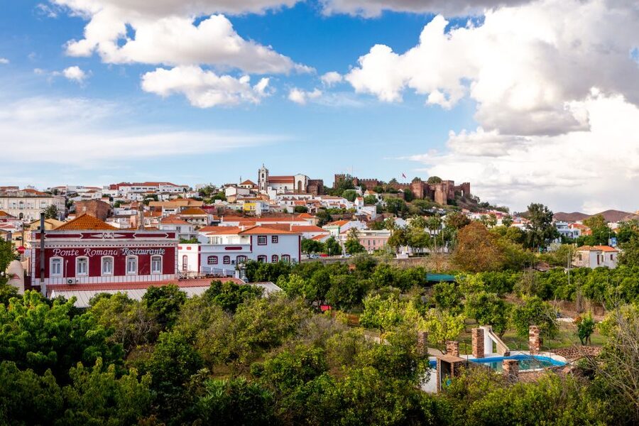 Algarve: Full-Day Guided Sightseeing Tour with Lunch - Sagres adds a fishing-village finish