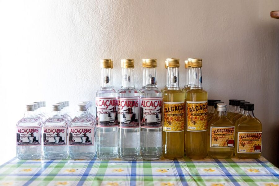 Algarve: Jeep Safari with Distillery Visit & Lunch - Whitewashed villages and old rural customs