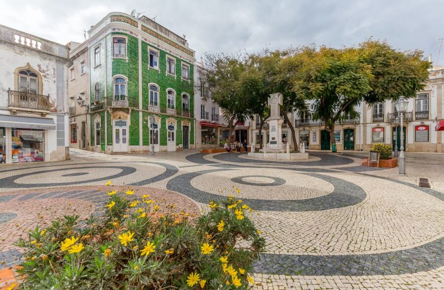 Algarve: Lagos and Cabo Sao Vicente Guided Tour - Should you book the Lagos and Cape St. Vincent tour?