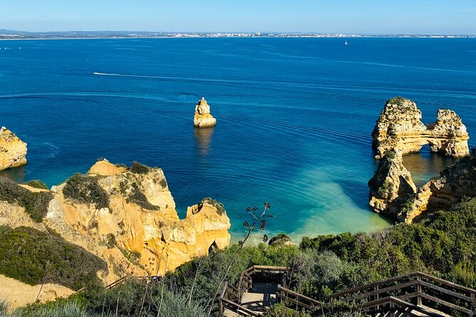 Algarve: Lagos sightseeing guided tour with E-bikes - Praia do Canavial and the rougher coastal ride