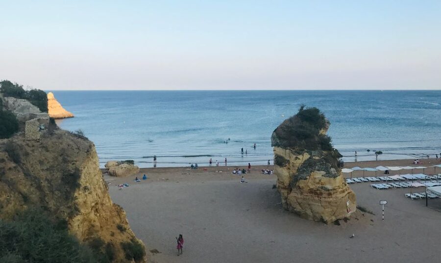 Algarve: Lagos Sightseeing guided Tour with e-bikes - Why the small group matters