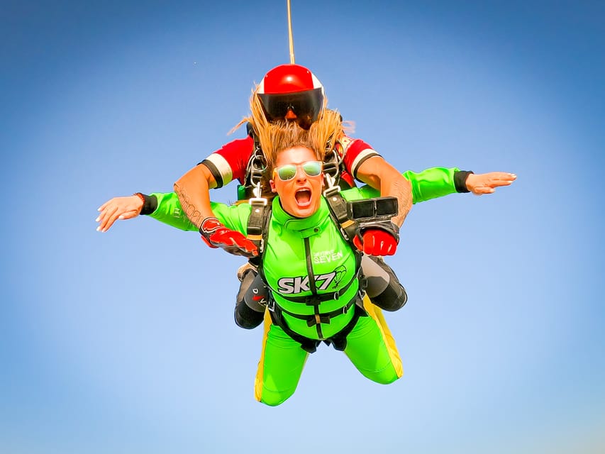 Algarve: Tandem Skydiving Adventure 15,000 to 10,000 Feet - Starting at Skydive Seven in Portimão