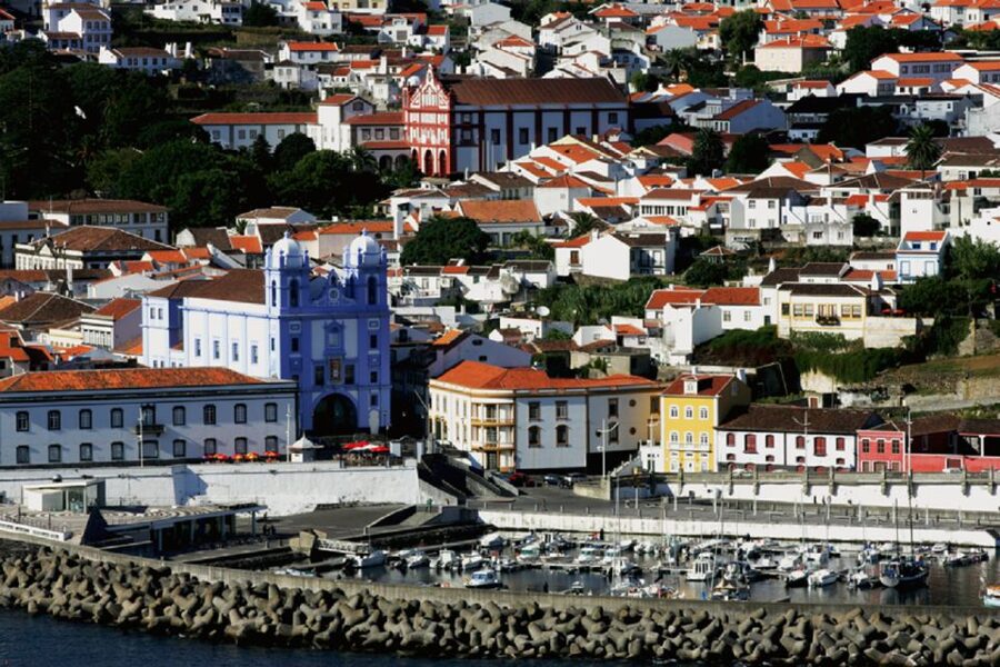 Angra do Heroísmo: Walking Tour with Local Pastry and Coffee - Duque da Terceira Garden and Alto da Memoria