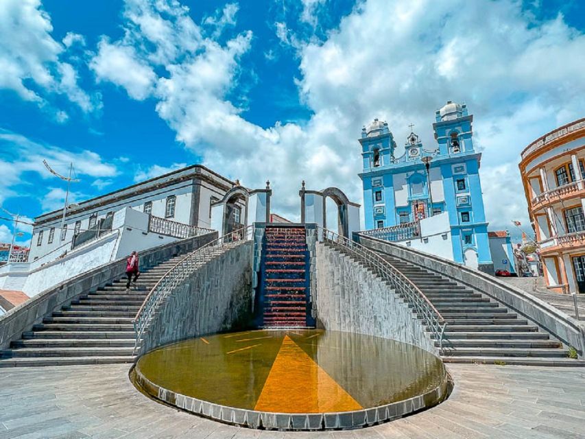 Angra do Heroísmo: Walking Tour with Local Pastry and Coffee - Coffee and a Dona Amélia sweet