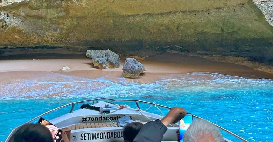 Armação de Pêra: Benagil´s 15 Best Caves Boat Tour - Albandeira’s arch and Captain’s Cave