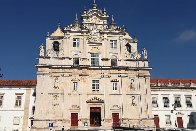 Aveiro and Coimbra Small Group Tour with Moliceiro Boat Cruise - What the guides add to the day
