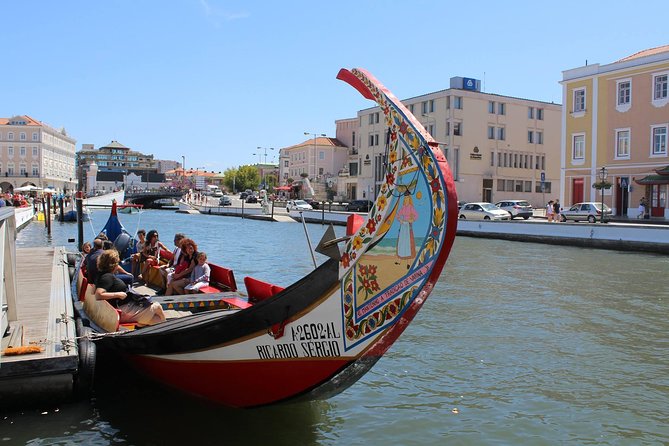 Aveiro Canal Cruise in Traditional Moliceiro Boat - What you see during the 45-minute route