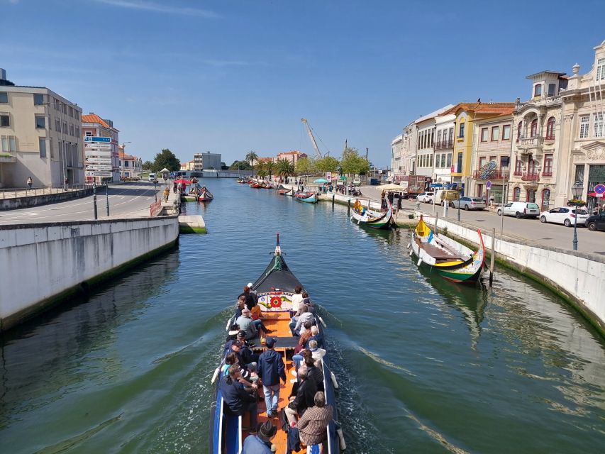Aveiro: Stories, Canals, and Azulejos Guided Walking Tour - Key points at a glance
