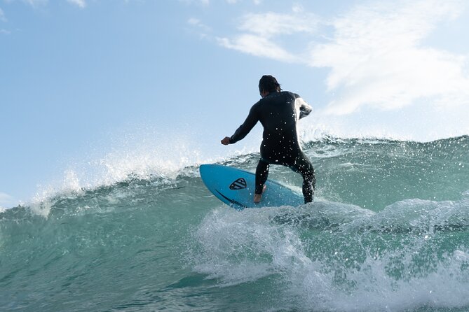 Beginners, intermediate and advanced surf lessons - About 90 Minutes in the Atlantic