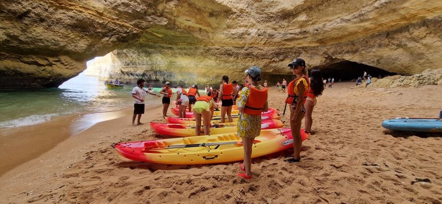 Benagil: Caves, Beaches, and Secret Spots Guided Kayak Tour - Choosing the best starting time