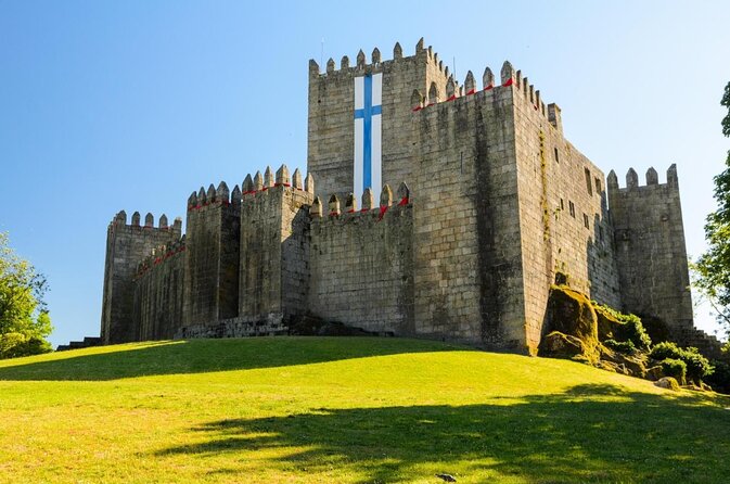 Braga & Guimarães Small Group Tour: Lunch & All Tickets Included - Two historic cities in one long day from Porto
