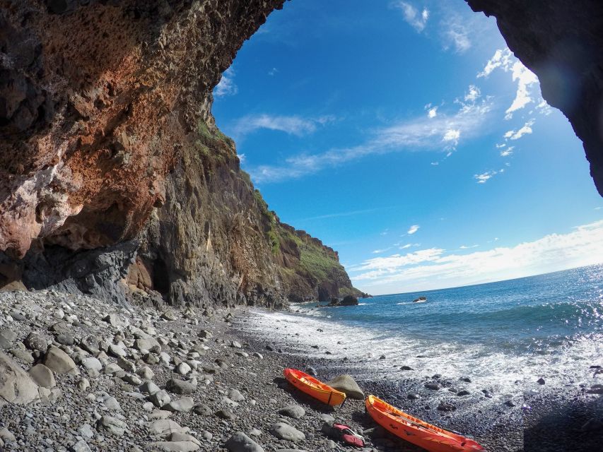 Caniço, Madeira: Marine Reserve Kayak & Snorkelling Tour - A two-hour outing with a flexible rhythm