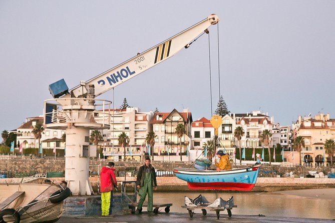 Cascais: Glamour and Decay by The Lisbon Coastline - Private Tour - The fortress, citadel, and contemporary art