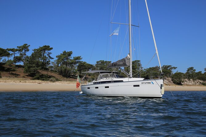 Cascais Private Sailing 2h Cruise with a drink - Cidadela and Santa Marta Lighthouse from the water