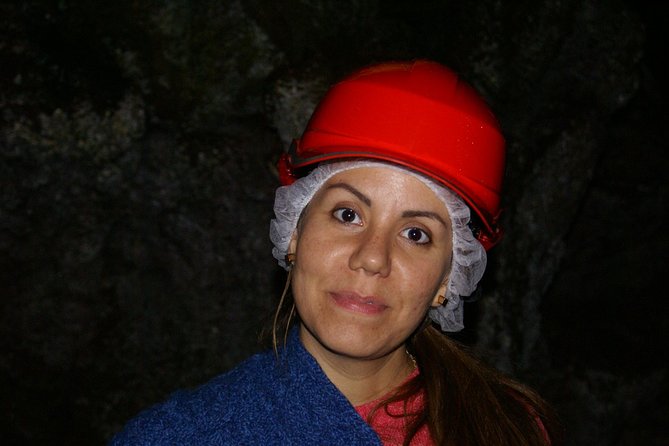 Cave Tour in Terceira - Guides who add the island’s human side