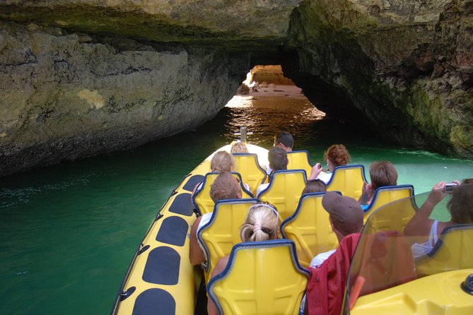 Caves and Dolphin Watching Cruise from Albufeira - Leaving Albufeira Marina and finding the right boat