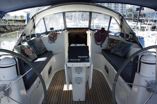 Coastal Tour on a Luxury Sailing Yacht From Vilamoura - Drinks, snacks, and the onboard mood