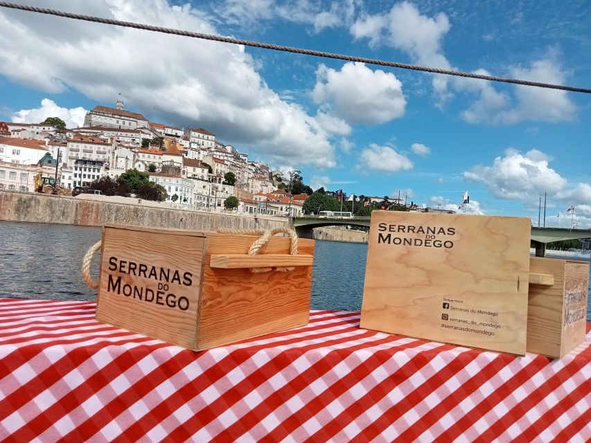 Coimbra: Barca Serrana Traditional Boat Trip - Starting at Dr Manuel Braga Parque