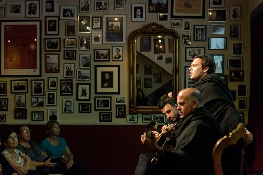 Coimbra: Live Fado Show with Glass of Port Wine - Listening to the Coimbra sound