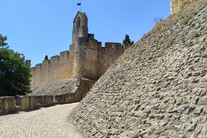 Convent of Christ Tour "Portugal in the Map" - Visit Tomar with a local guide! - Starting at the castle walls and gardens