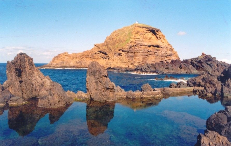 Discover Madeira: Full-Day Tour to Porto Moniz - Porto Moniz and the volcanic swimming pools