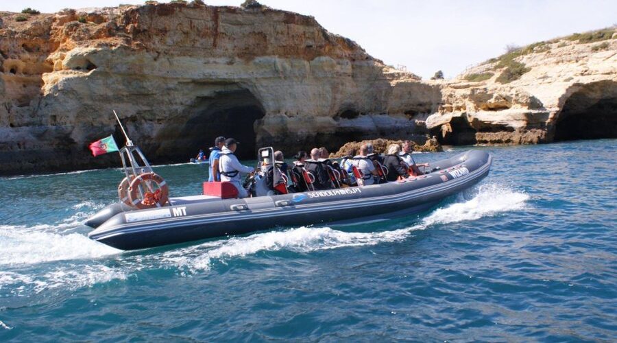 Dolphins Watching - Portimão - Setting out from Praia da Rocha
