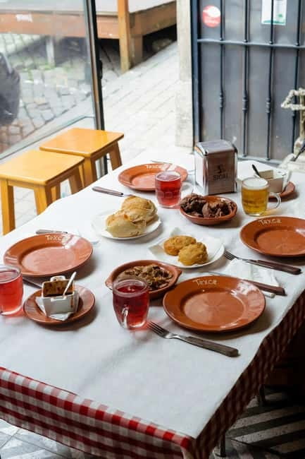 Eat your way through Porto! - The final café: coffee, pastry, and a sweet finish