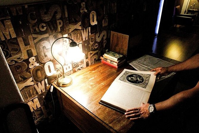 Escape Hunt Experience - A puzzle break in central Lisbon
