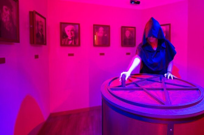 Escape Hunt Experience - What happens inside the room