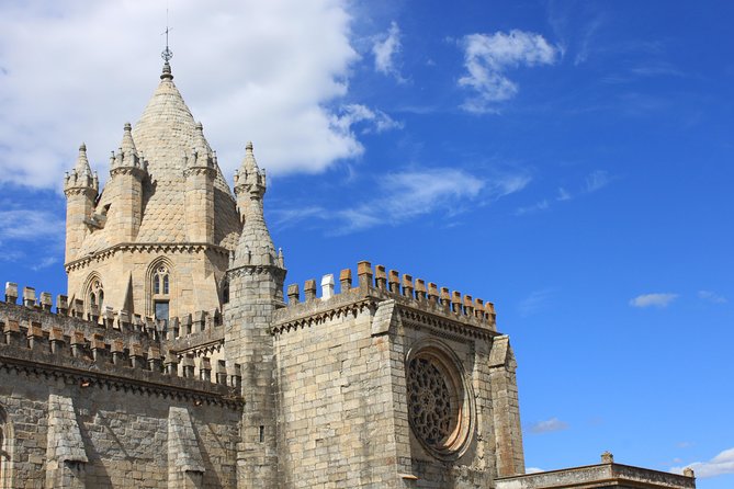 Évora and Monsaraz with Regional Wine Tasting from Lisbon - Is $132.75 good value?