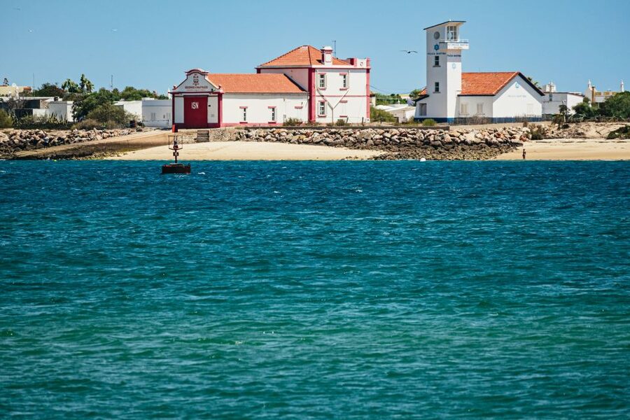Faro: Deserta Island and Farol Island Catamaran Boat Trip - Starting at Faro Marina