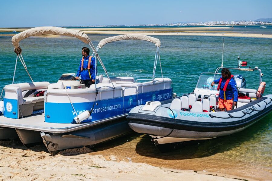 Faro: Deserta Island and Farol Island Catamaran Boat Trip - Who should book this Faro catamaran trip?
