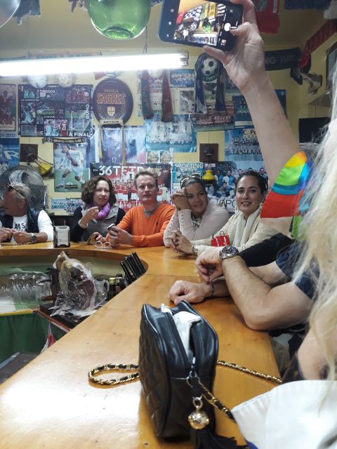 Faro: Old Town Guided Walking Food Tour - The history of Faro between meals