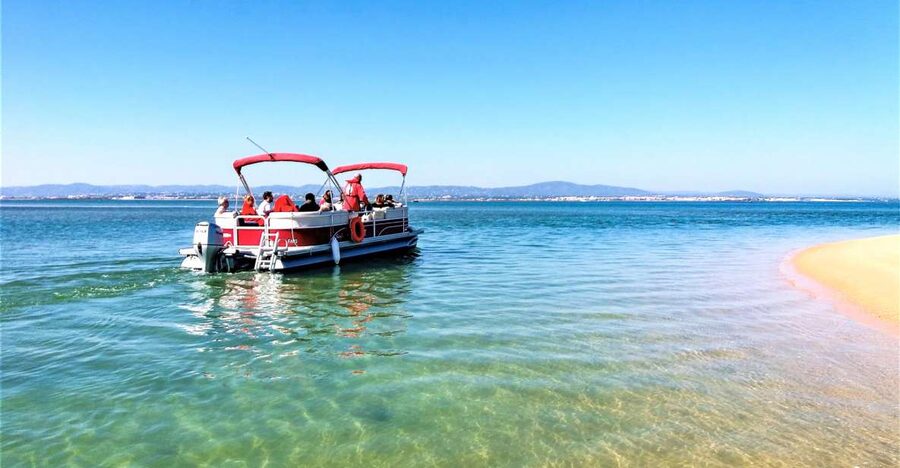 Faro: Ria Formosa Faro Islands Boat Tour - Meeting in Faro and settling onto the boat